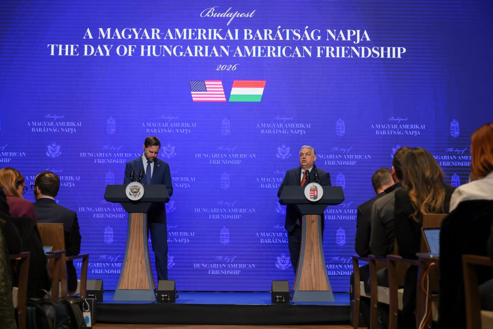 Viceprezident USA Vance odcestoval do Maďarska podporiť pred voľbami Orbána