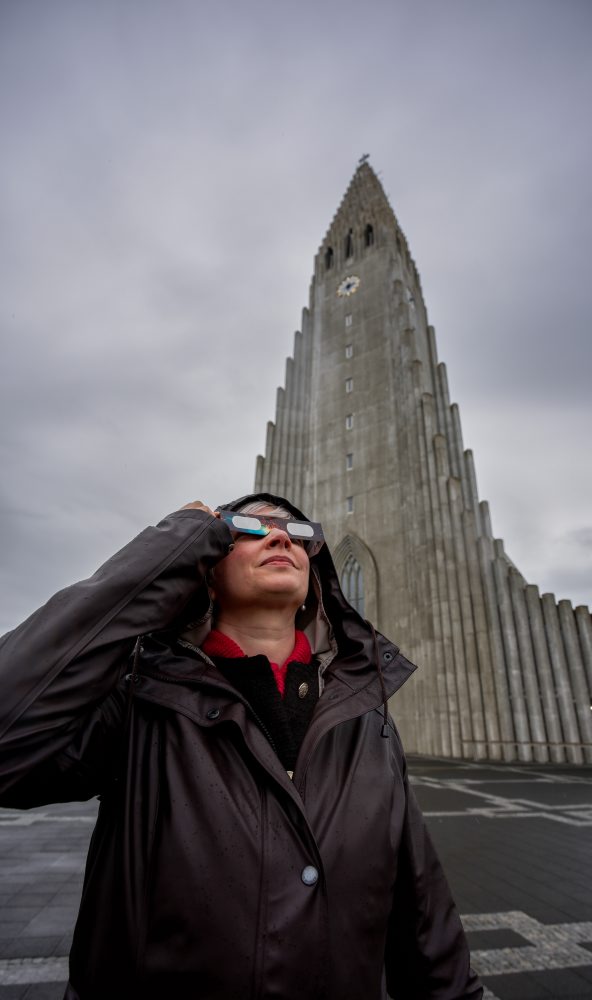 Úplné zatmenie Slnka na Islande 