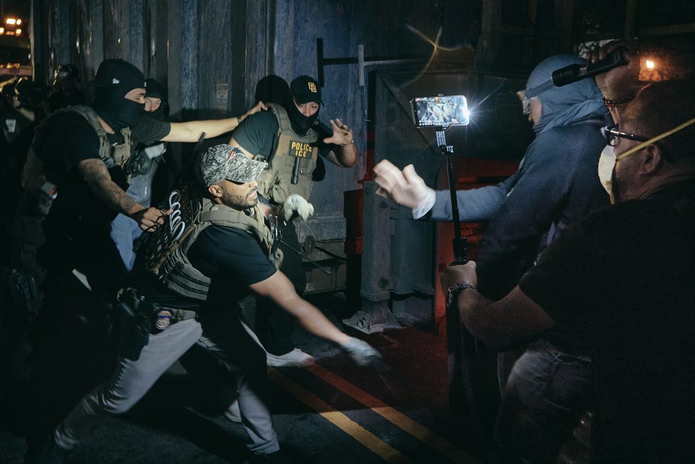 Protest pred deportačným centrom ICE v Newarku 