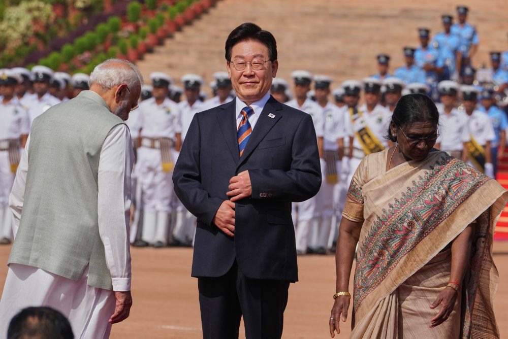 Juhokórejský prezident I Če-mjong dnes pricestoval na návštevu Indie