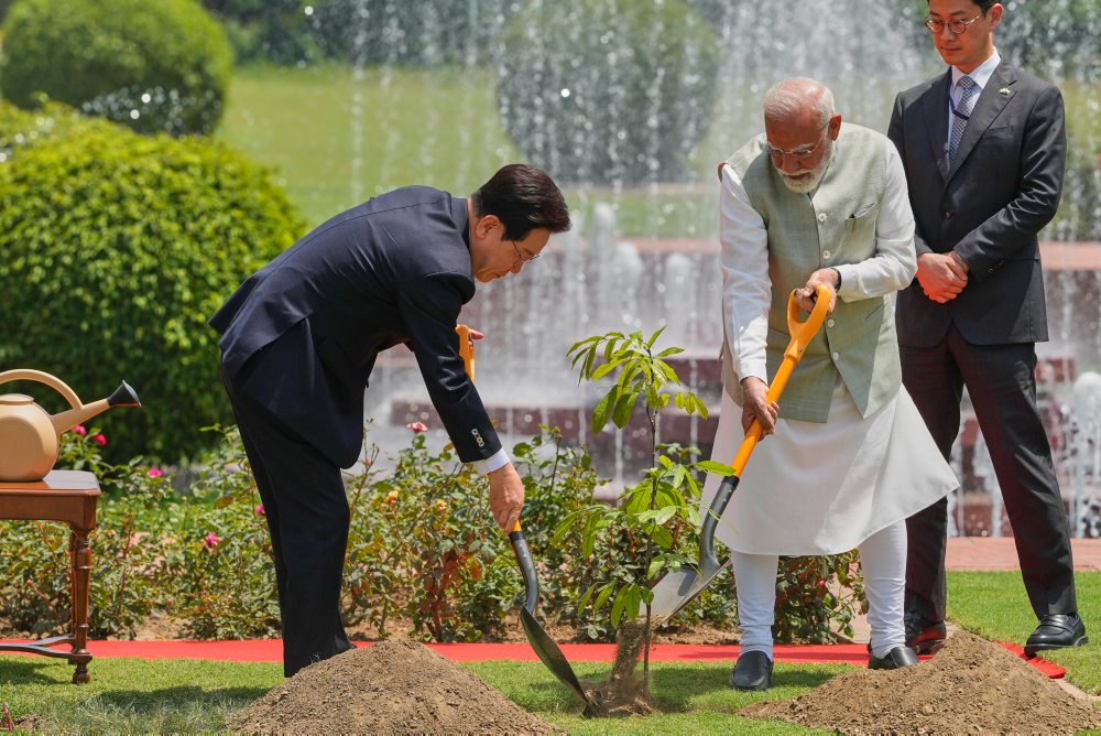 Juhokórejský prezident I Če-mjong dnes pricestoval na návštevu Indie