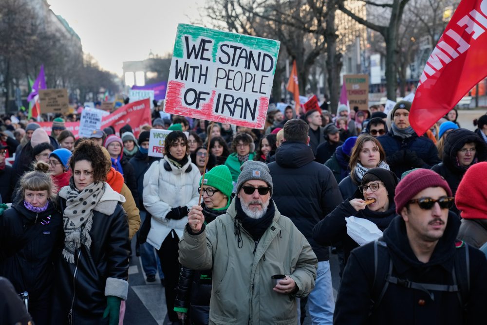 WHO: Počas protestov v Iráne boli cieľmi útokov aj lekári a nemocnice