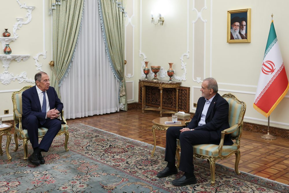Lavrov v Iráne 