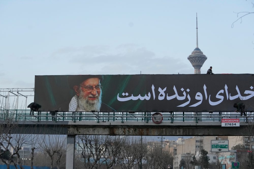 Irán: Vláda vyzvala obyvateľov, aby sa na znak podpory zhromaždili v Teheráne