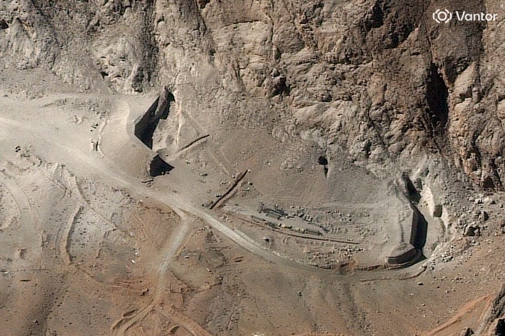 Izrael podnikol novú vlnu útokov na Irán