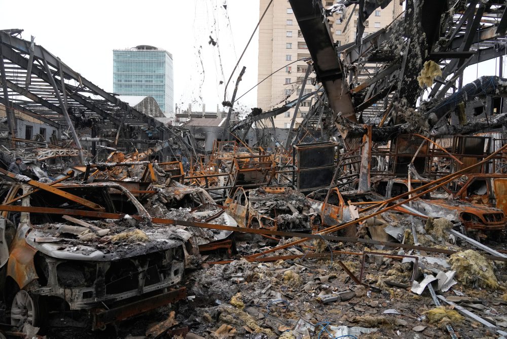 Izrael spustil ďalšiu vlnu útokov na Teherán, v meste bolo počuť mohutné výbuchy