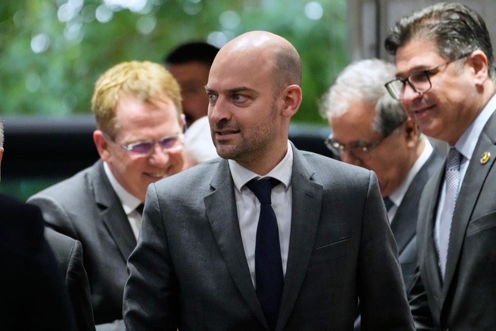 Šéf francúzskej diplomacie Jean-Noël Barrot pricestoval na návštevu Iraku