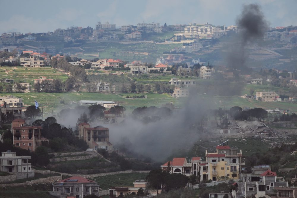 Izrael pokračuje v útokoch na južný Libanon