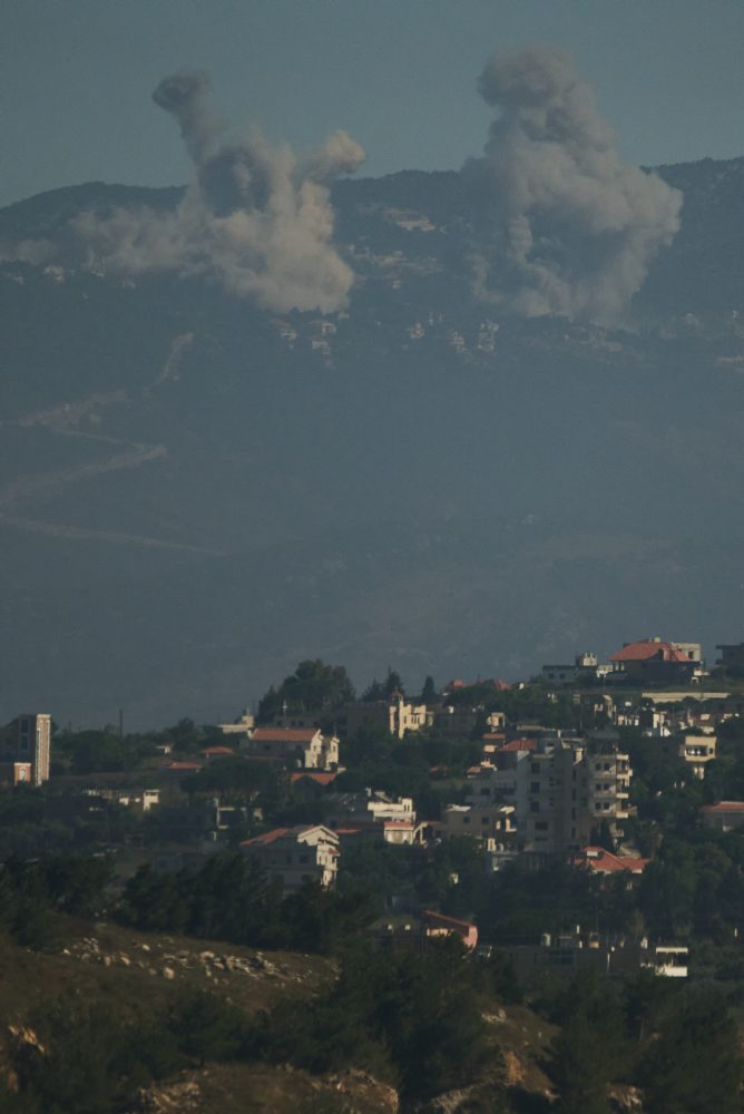 Izrael pokračuje v útokoch na južný Libanon