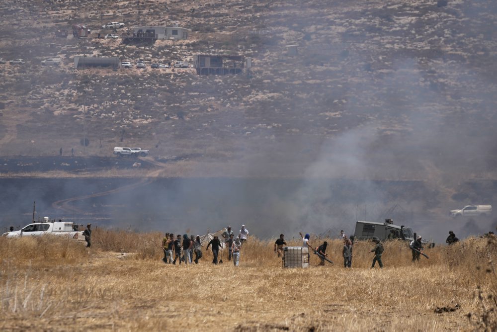 Izraelskí osadníci založili požiare v palestínskych dedinách na Západnom brehu Jordánu