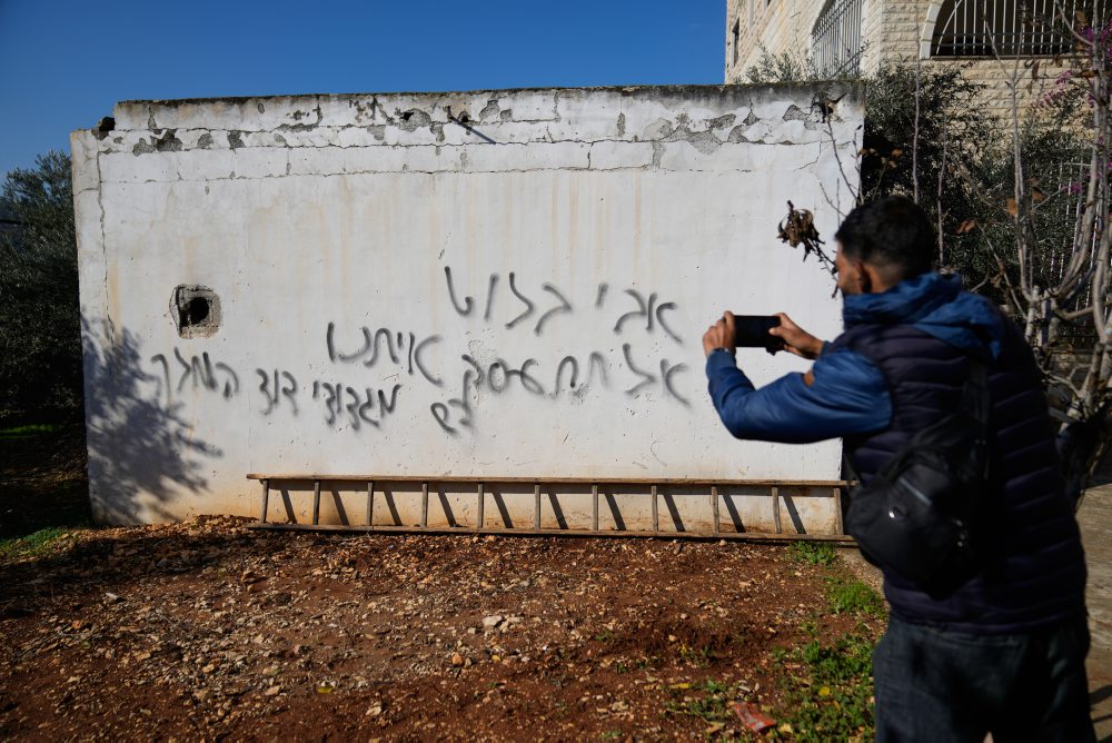Izraelskí osadníci opäť zaútočili na Palestínčanov na Západnom brehu Jordánu