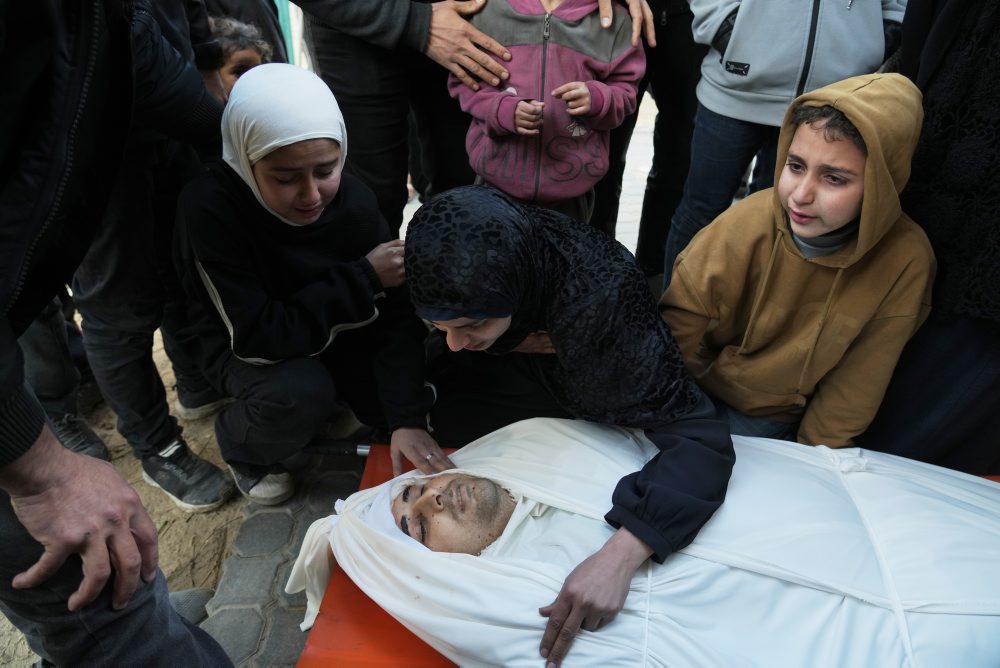 Obete po izraelskom leteckom útoku na Pásmo Gazy v meste Gaza