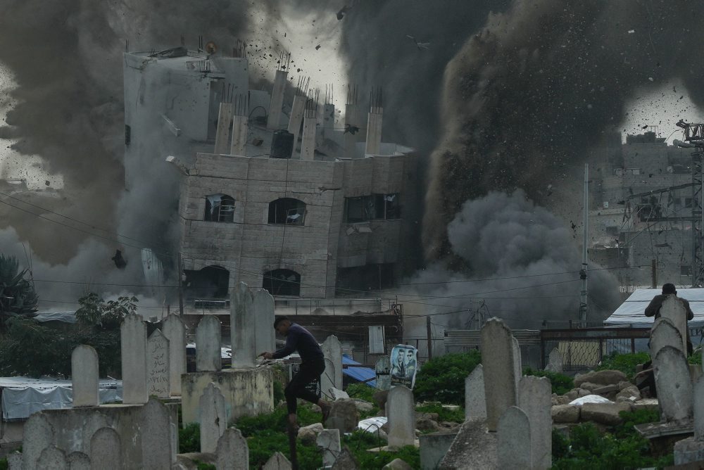 Izraelsky letecký útok na Pásmo Gazy v meste Gaza