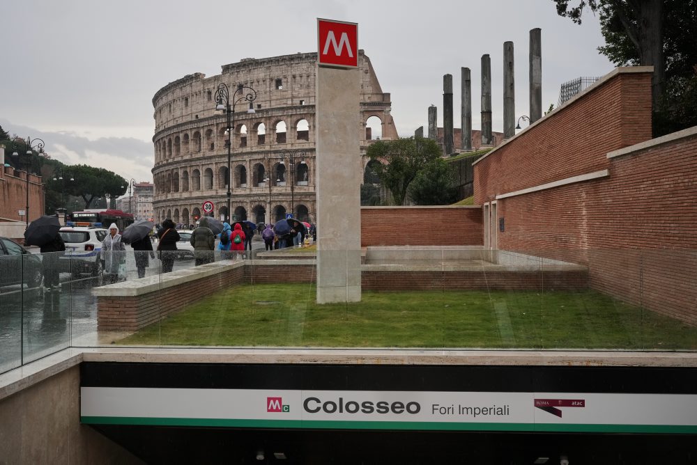 V Ríme otvorili dve nové stanice metra s archeologickou minulosťou