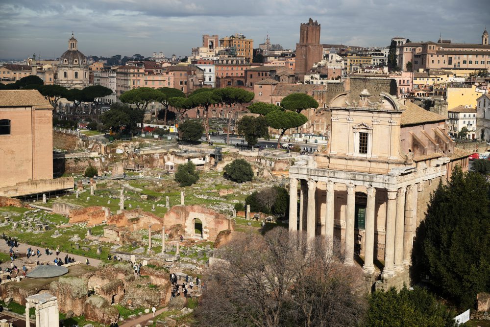 Forum Romanum v Ríme 