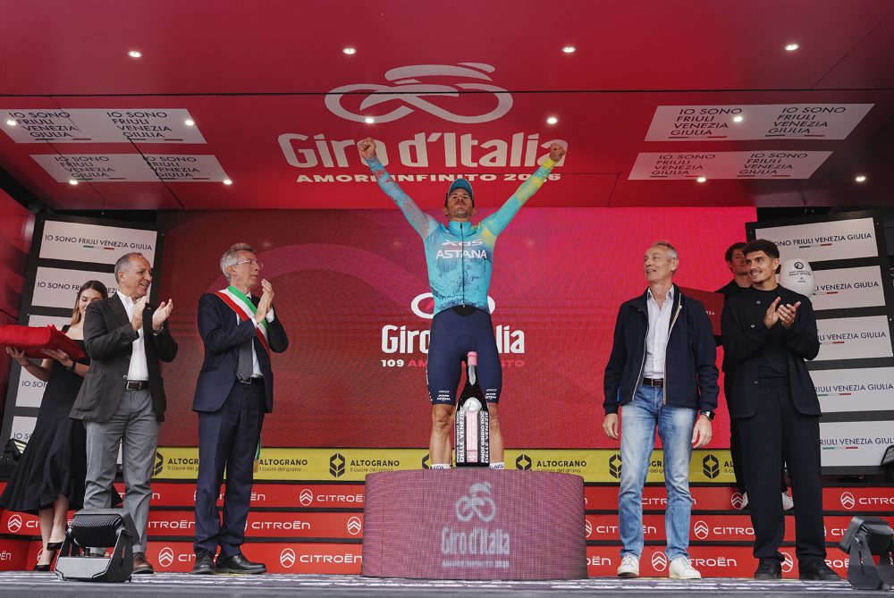 Talian Davide Ballerini zvíťazil v 6. etape pretekov Giro d'Italia 