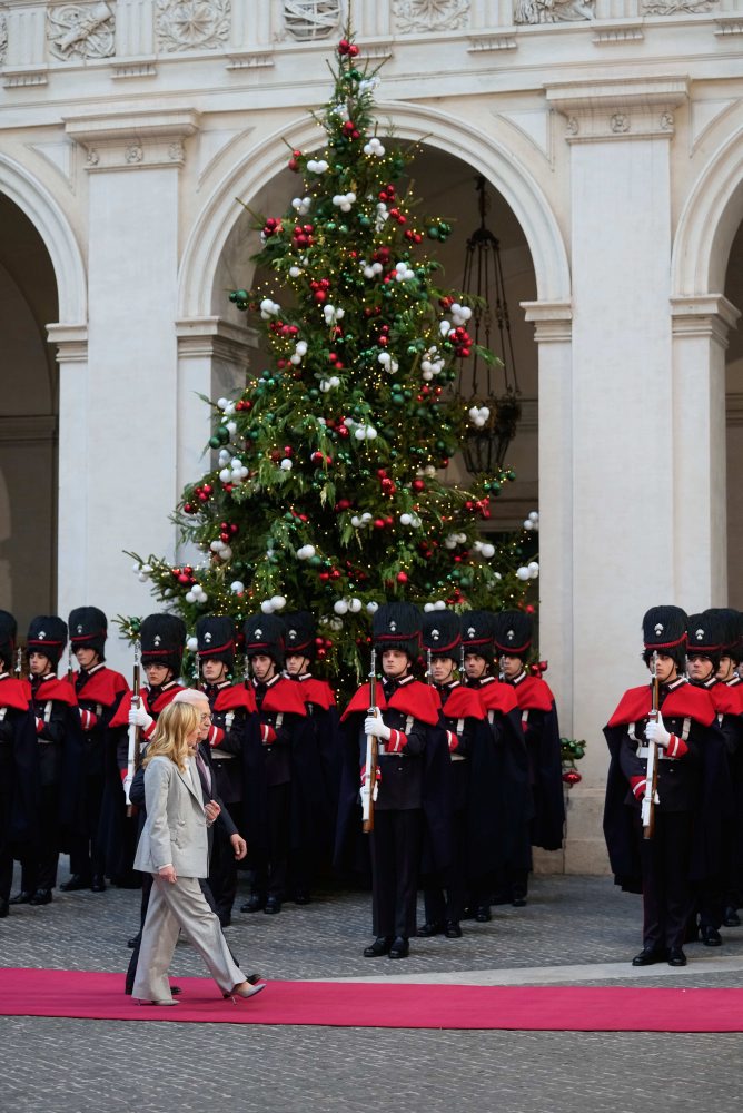 Talianska premiérka Giorgia Meloniová sa stretla s prezidentom Palestínskej samosprávy Mahmúdom Abbásom