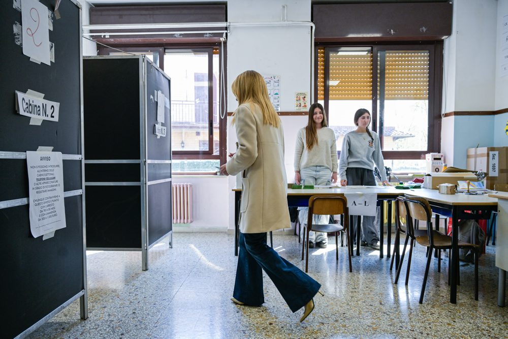 V Taliansku sa koná referendum o ústavnej reforme súdnictva