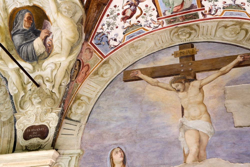 Kláštor v areáli Baziliky Panny Márie nad Minervou v Ríme 