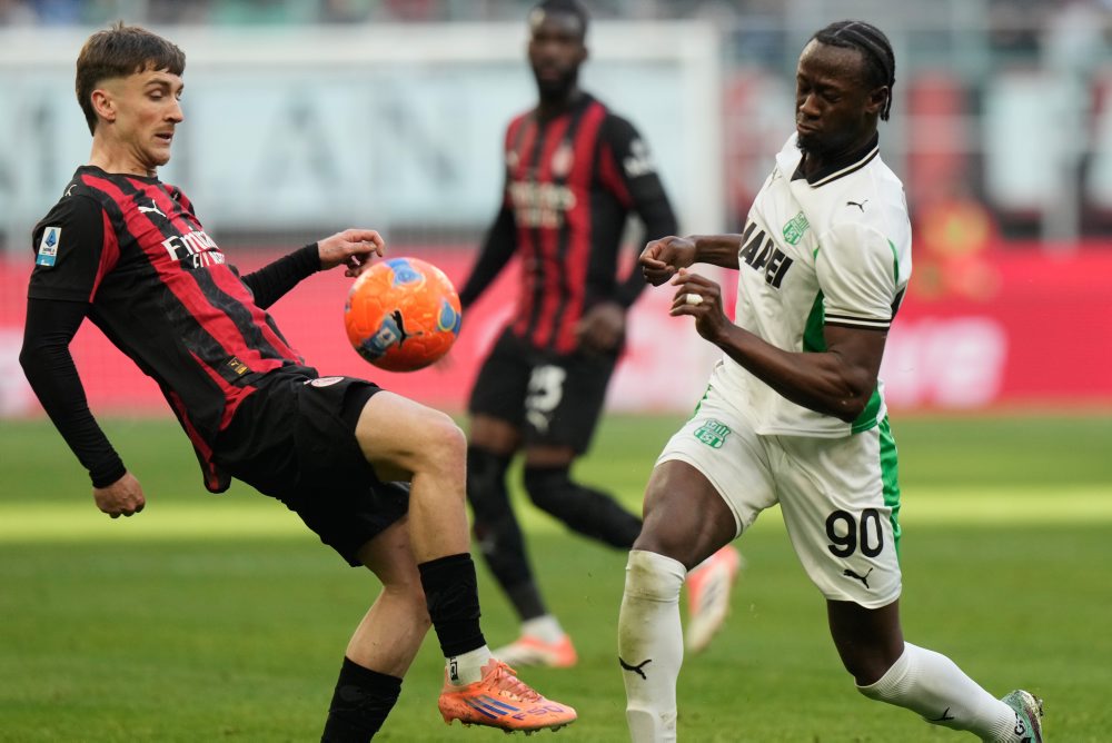 Saelemaekers predĺžil zmluvu s AC Miláno do roku 2031