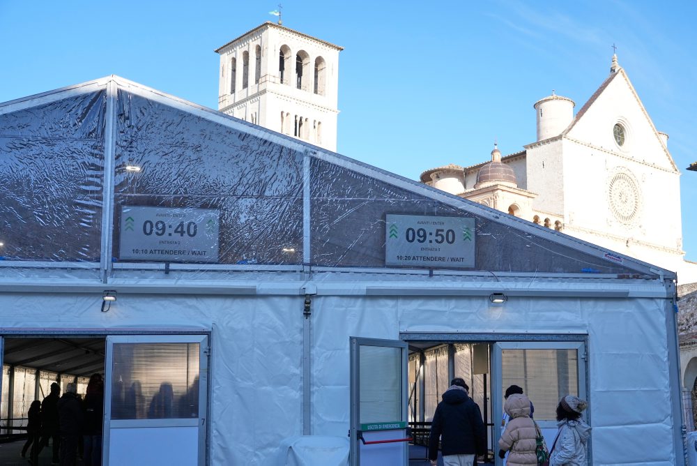 Po prvý raz verejne vystavili relikvie svätého Františka