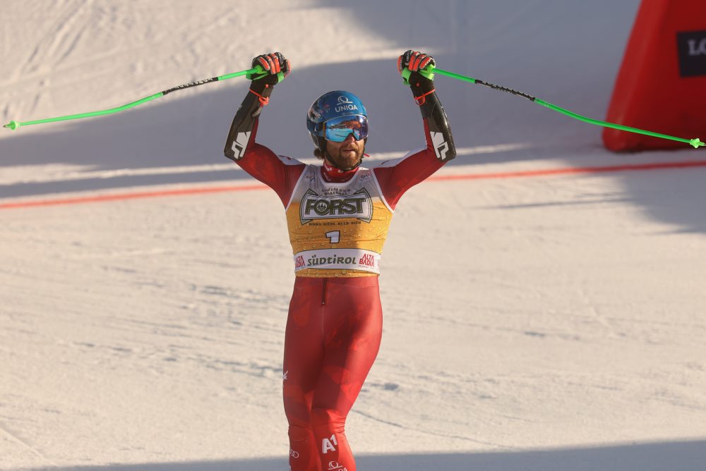 Lyžovanie-SP: Schwarz zvíťazil v obrovskom slalome v Alta Badii, Odermatt šiesty