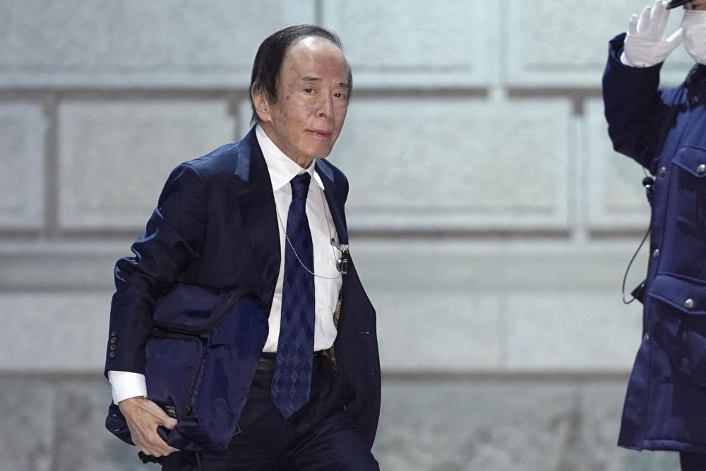 Japonská centrálna banka úroky nezmenila a zlepšila prognózu ekonomiky