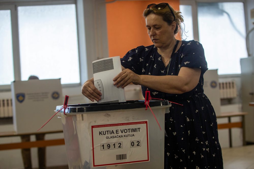 Predčasné parlamentné voľby v Kosove 