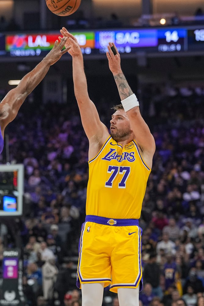 Sacramento Kings - Los Angeles Lakers 