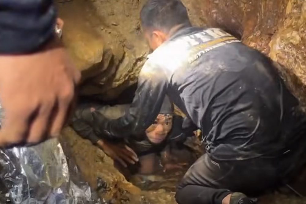 Laos: Záchranári vyslobodili jedného zo siedmich mužov uviaznutých v jaskyni