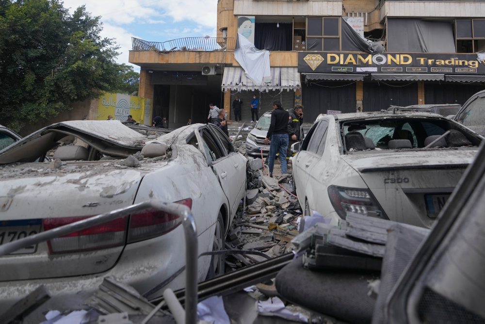 Izrael opäť útočil na južný Libanon a predmestia Bejrútu, hlásia niekoľko obetí