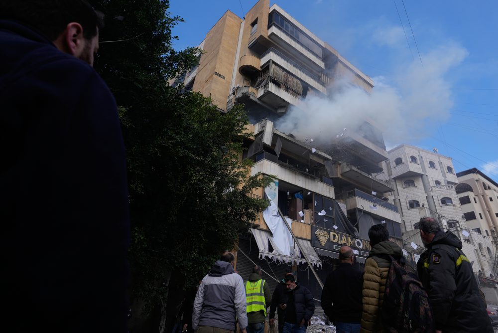 Izrael opäť útočil na južný Libanon a predmestia Bejrútu, hlásia niekoľko obetí