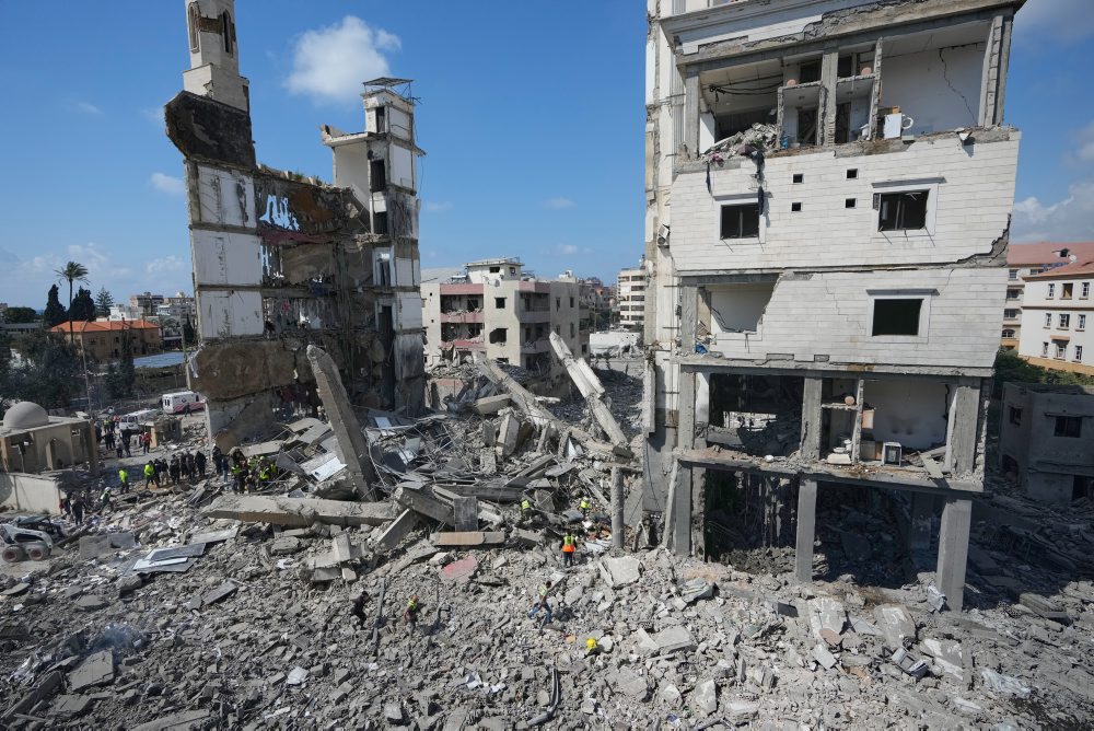 Izraelská armáda napriek prímeriu zaútočila na Bejrút a oblasti na juhu Libanonu