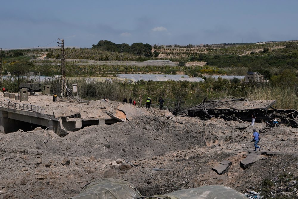 Izrael pokračuje v útokoch na južný Libanon
