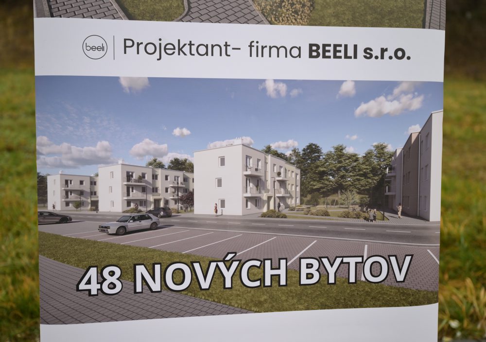 TK primátora mesta Košice Jaroslava Polačeka a splnomocnenca vlády SR pre rómske komunity Alexandra Daška k schváleniu žiadosti o poskytnutie nenávratného finančného príspevku na projekt „Prestupné bývanie - Luník IX“