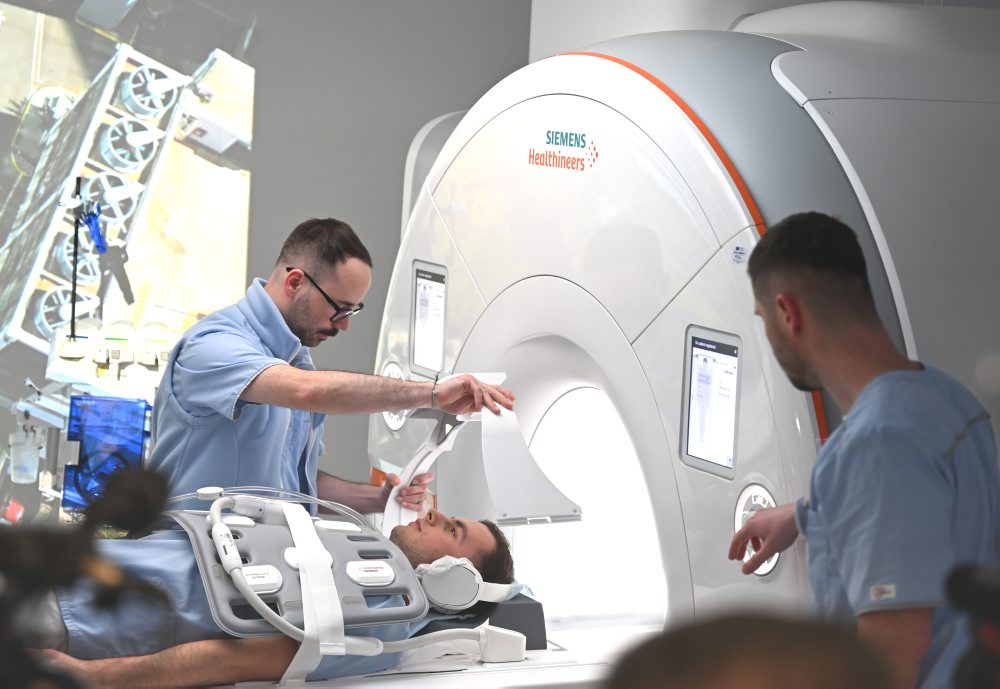 Otvorenie nového pracoviska magnetickej rezonancie Kliniky zobrazovacích metód Lekárskej fakulty Univerzity Pavla Jozefa Šafárika a a Východoslovenského ústavu srdcovocievnych chorôb v Košiciach
