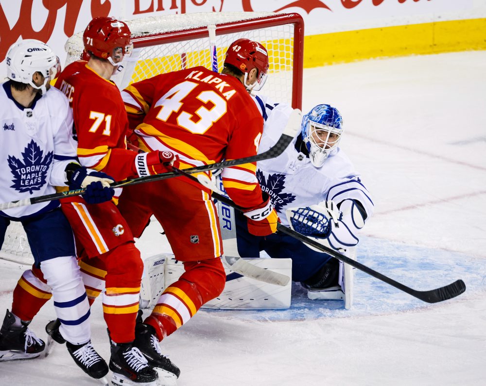Zápas zámorskej NHL: Calgary Flames - Toronto Maple Leafs