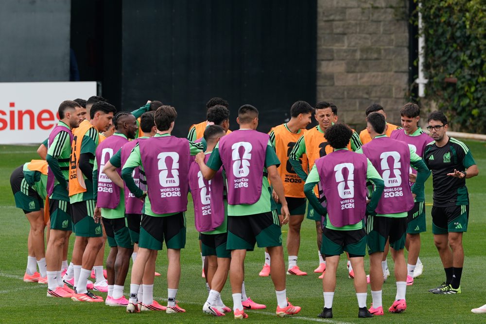 Tréning Mexika pred otváracím duelom proti JAR na MS vo futbale v Mexiku