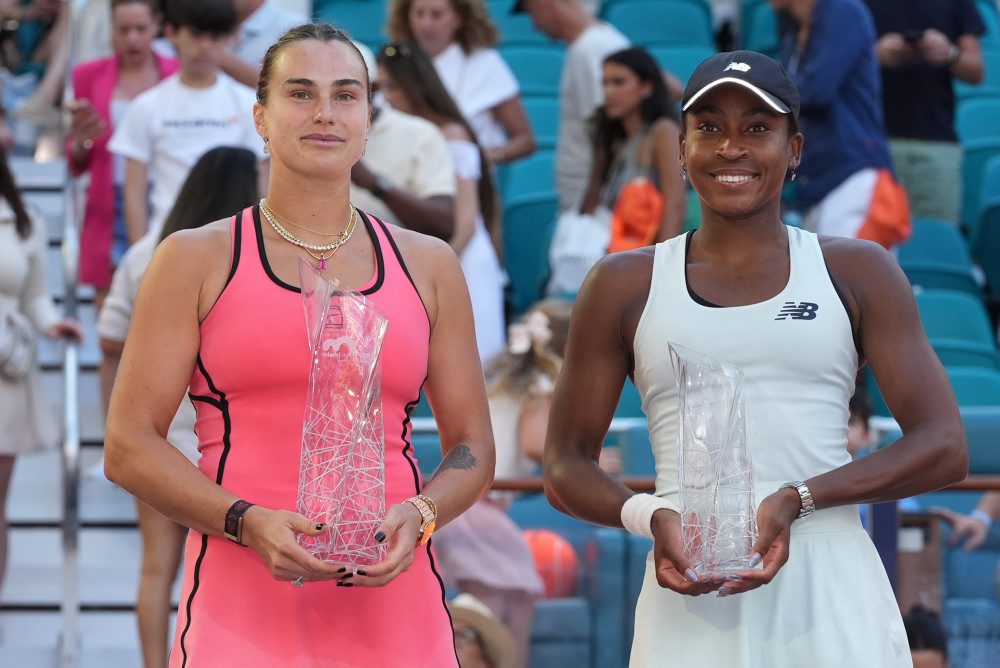 Bieloruska Arina Sobolenková sa stala druhýkrát za sebou víťazkou dvojhry na turnaji WTA 1000 v Miami