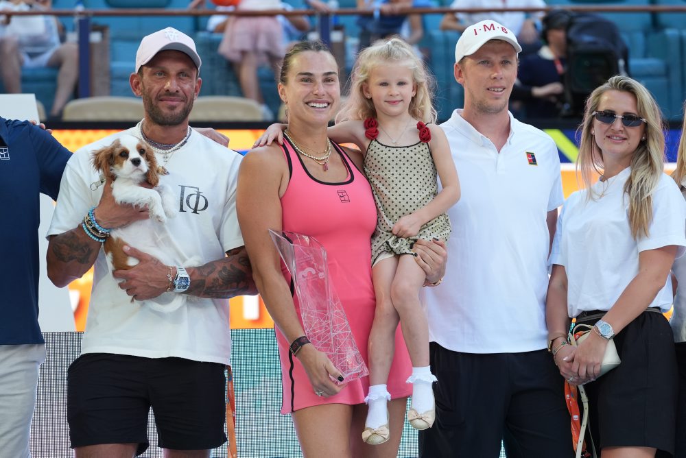Bieloruska Arina Sobolenková sa stala druhýkrát za sebou víťazkou dvojhry na turnaji WTA 1000 v Miami