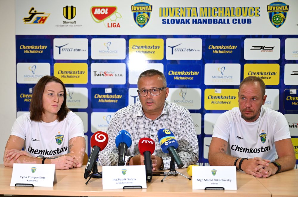 Tlačová konferencia MŠK Iuventa Michalovce k medializovaným informáciám o pripravovanom predaji Chemkostav Arény mestu Michalovce