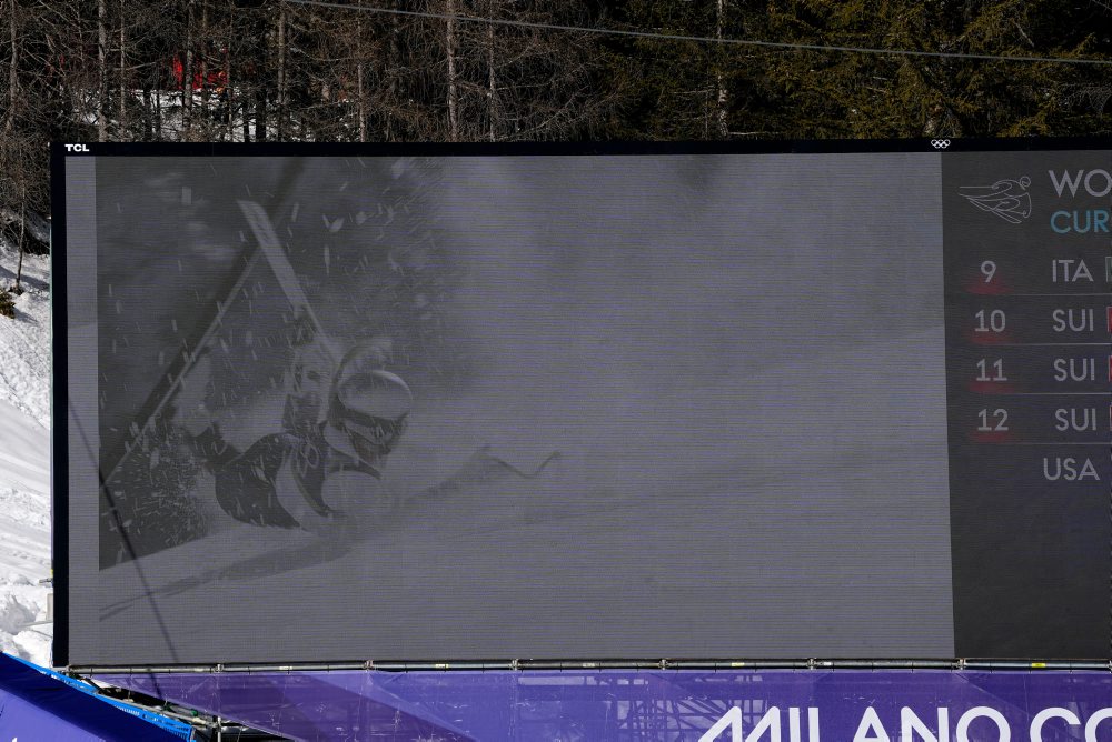 Zjazd žien alpských lyžiarok