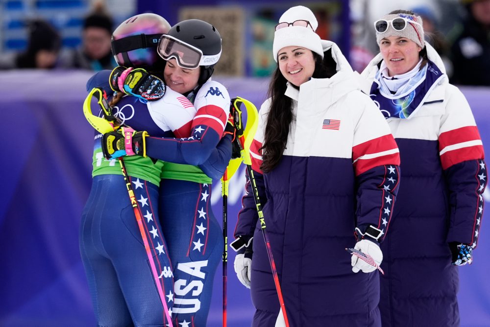 americká lyžiarka Mikaela Shiffrinová a tím 