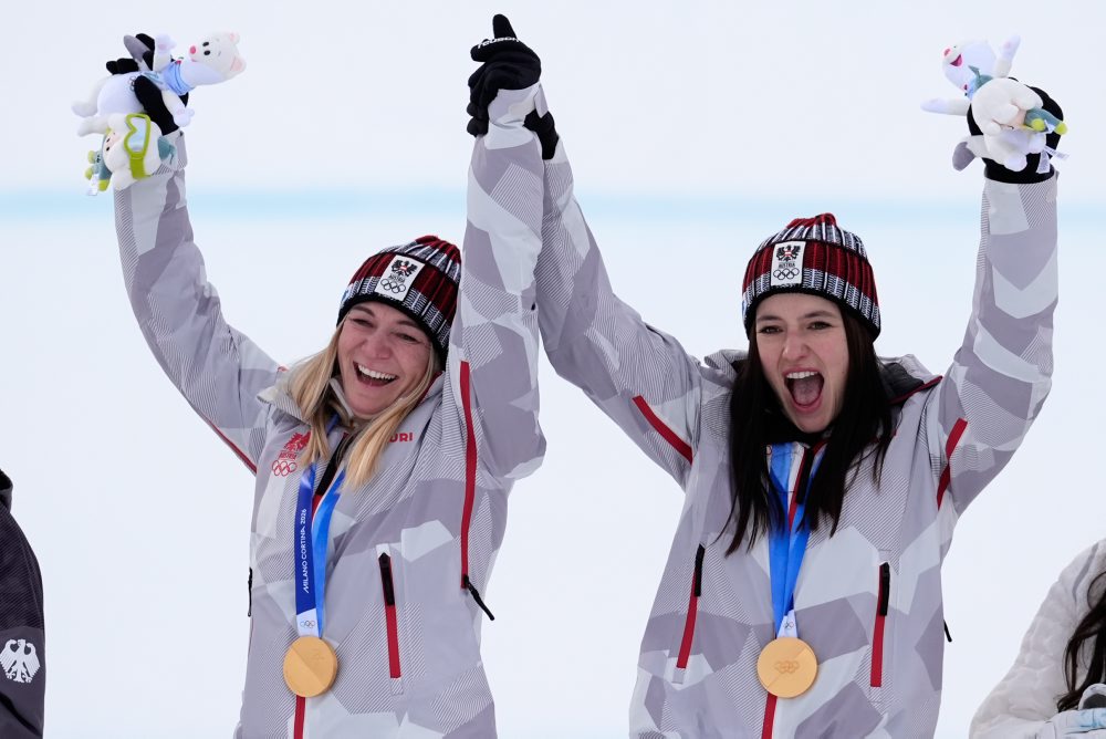 Rakúšanky Rädlerová s Huberovou získali zlato v tímovej kombinácii