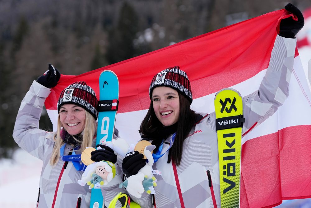 Rakúšanky Rädlerová s Huberovou získali zlato v tímovej kombinácii