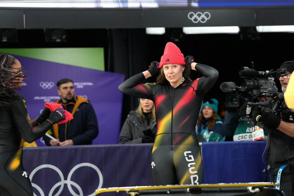 Nemky Laura Nolteová a Deborah Leviová viedli po dvoch jazdách v súťaži dvojbobov 