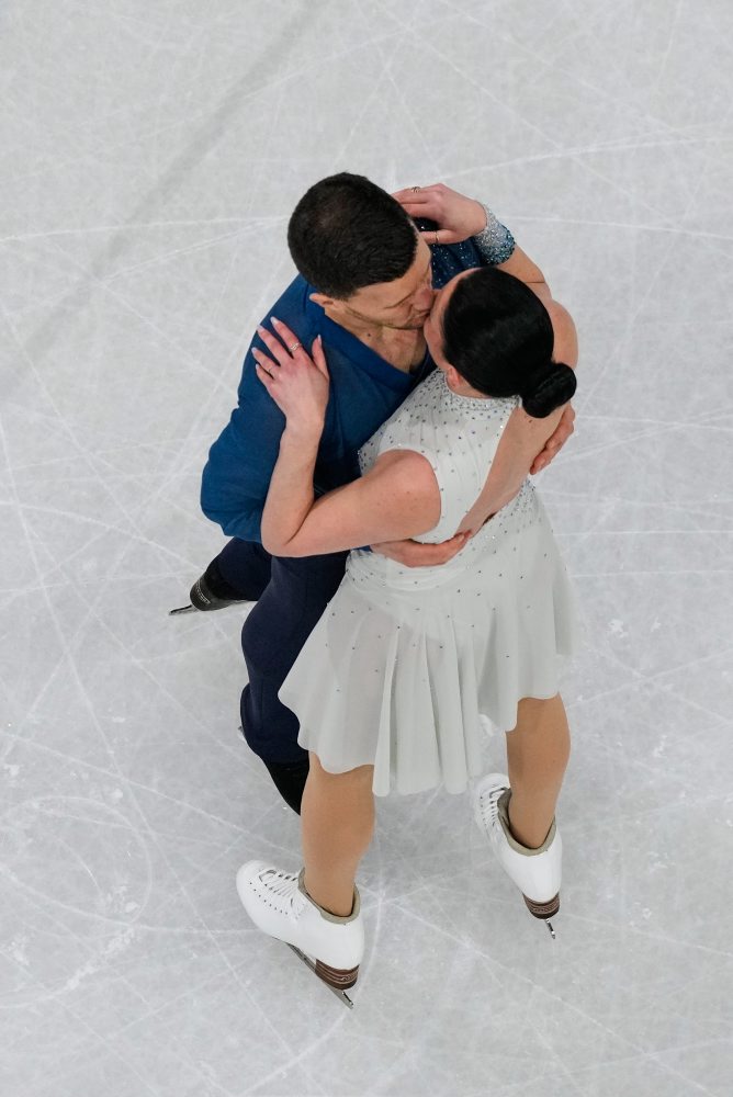 ZOH26-Krasokorčuľovanie: Američania na čele poradia tímovej súťaže aj po 2. dni