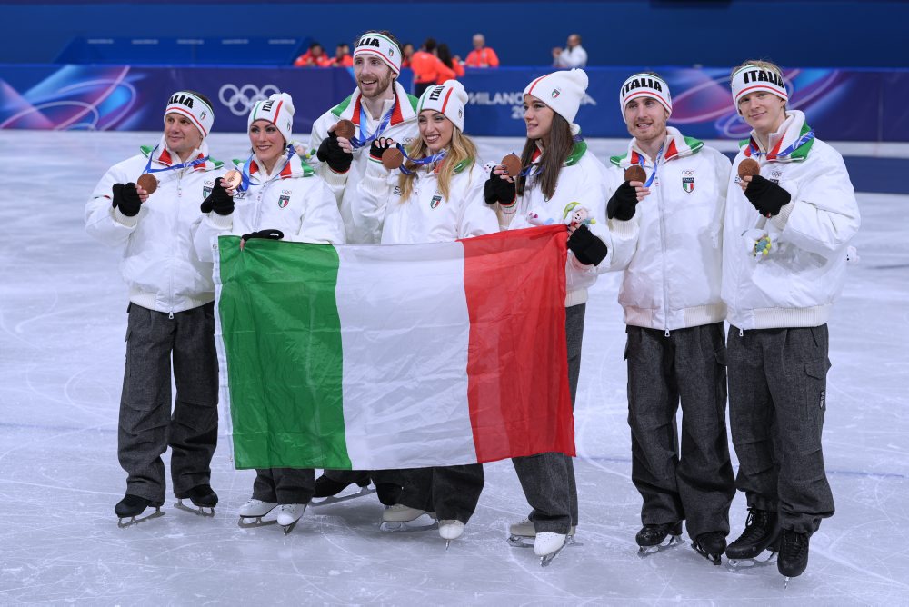 ZOH26-Krasokorčuľovanie: USA zlaté v tímoch, Malinin: „Splnili sme cieľ“