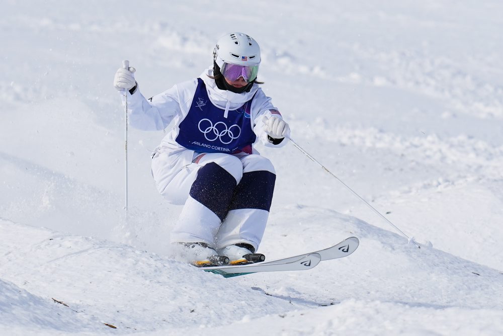 Kvalifikácia akrobatických lyžiarov v disciplíne mogulus