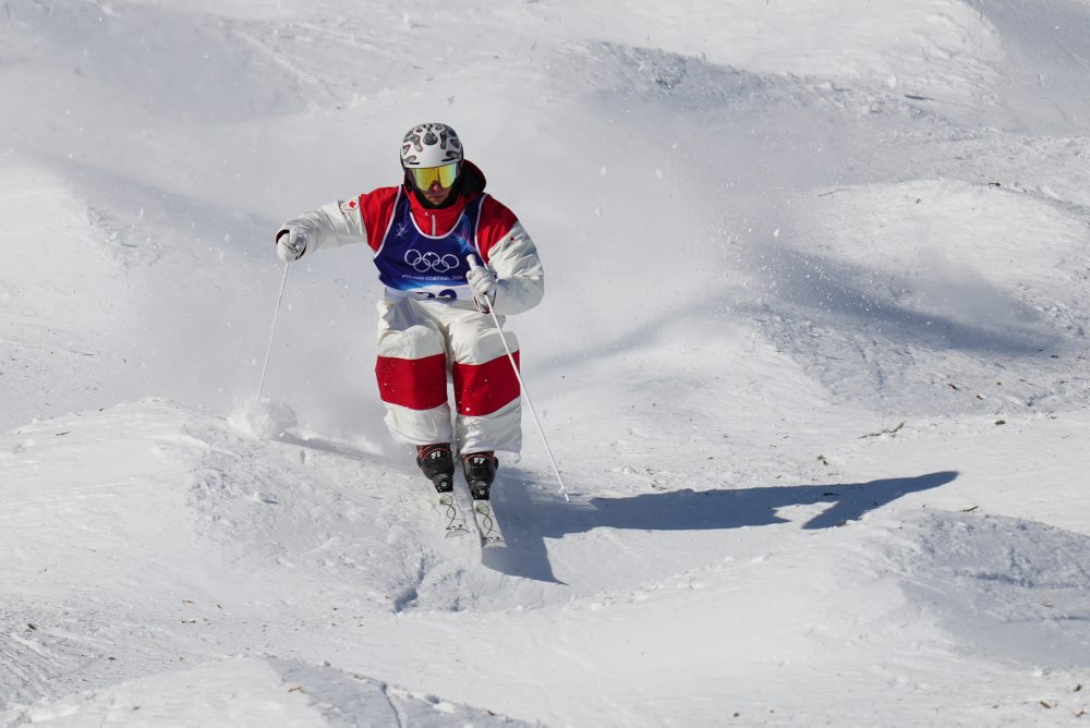 Kvalifikácia akrobatických lyžiarov v disciplíne mogulus